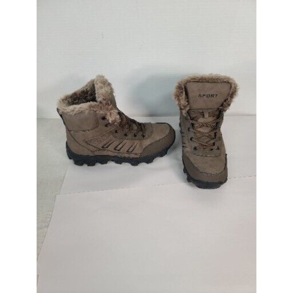 NWOT Outdoor Womans Sports Hiking Ankle Boots Shoes Fur Lined  Snow Size 8